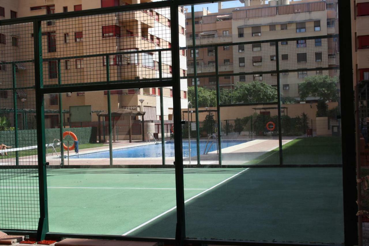 Wintowinrentals Parque Litoral, Family & Málaga Buitenkant foto